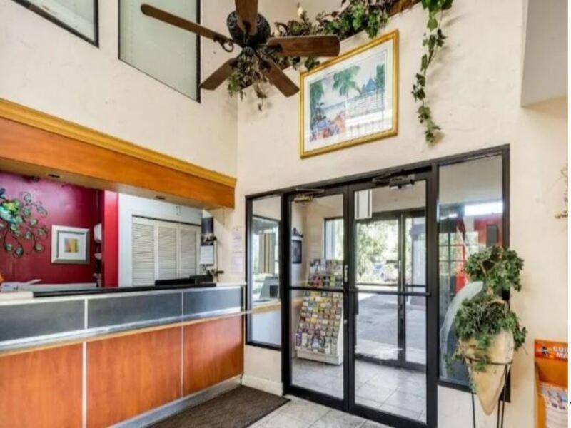 Econo Lodge Palm Harbor - Clearwater Εξωτερικό φωτογραφία