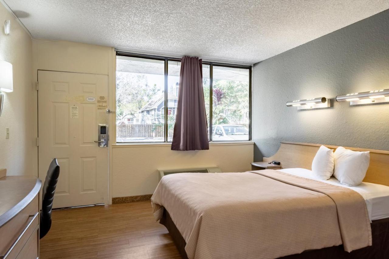 Econo Lodge Palm Harbor - Clearwater Εξωτερικό φωτογραφία